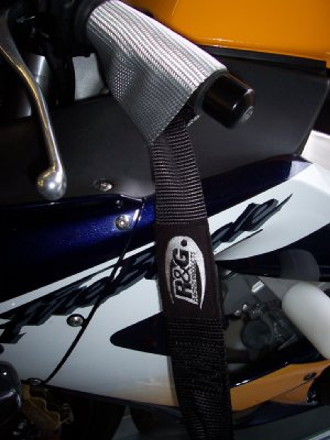 R&G Racing Handlebar Top Strap R&G Racing Handlebar Top Strap